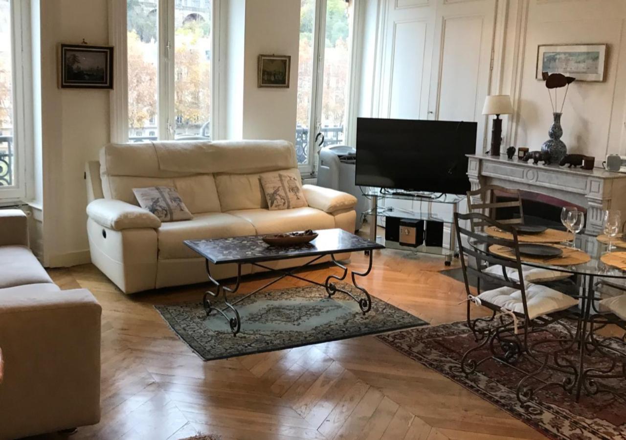 Ferienwohnung Vue Sur L'Eau Lyon Exterior foto